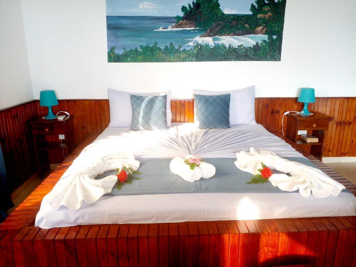 Les Elles Guesthouse Self Catering Baie Lazare  ภายนอก รูปภาพ